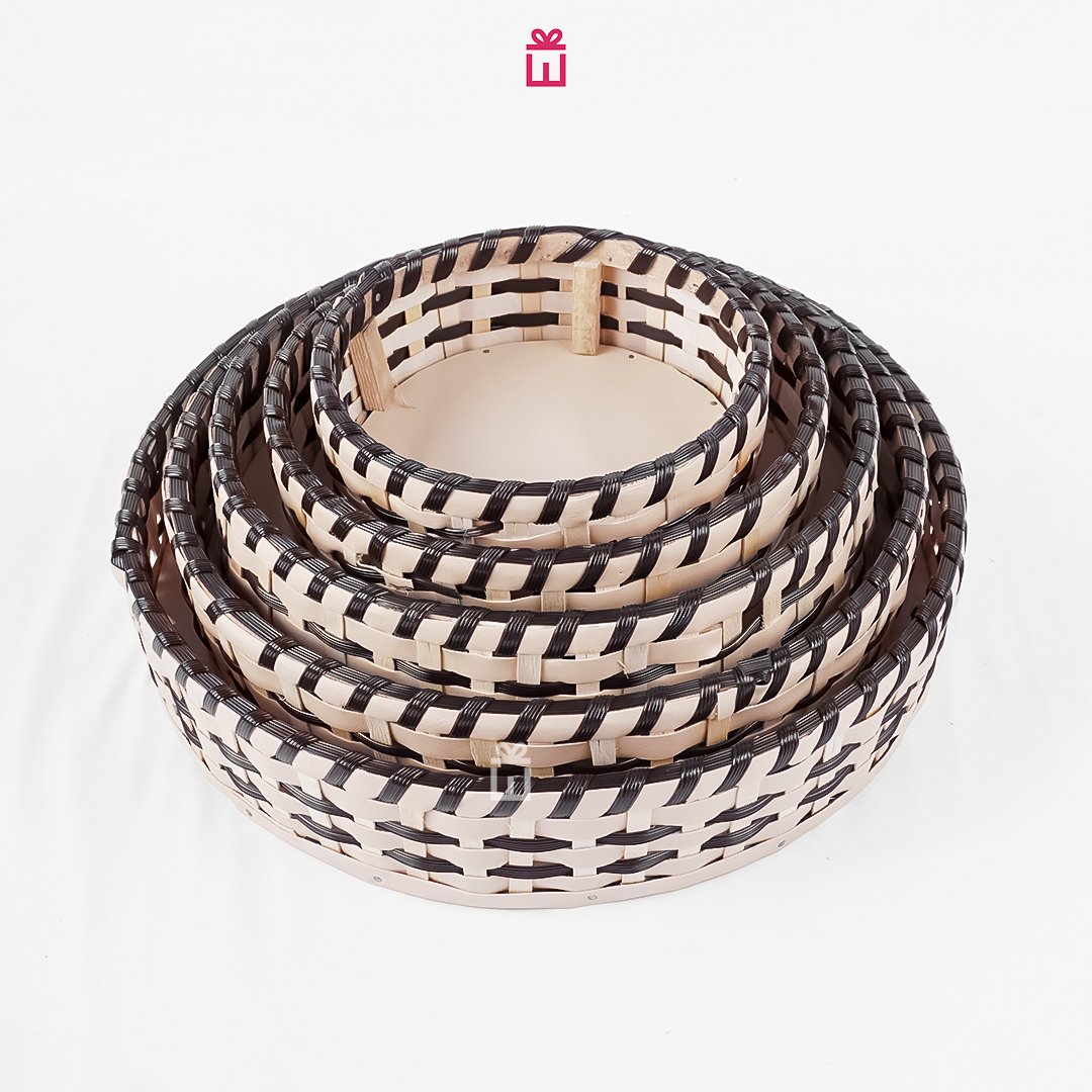 Set of 5 - Round Cane Trays for gifting - Image 3